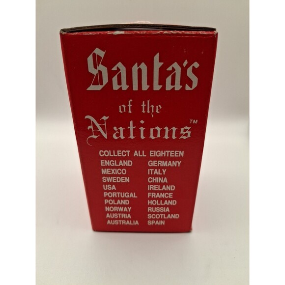 Vintage Santa's of The Nations Christmas Hand Painted Porcelain Figurine Holland - Picture 8 of 8